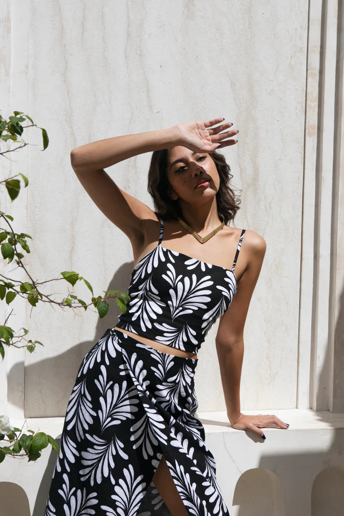 Marcy Top & Mira Skirt Linen Rayon blent black and white palms print