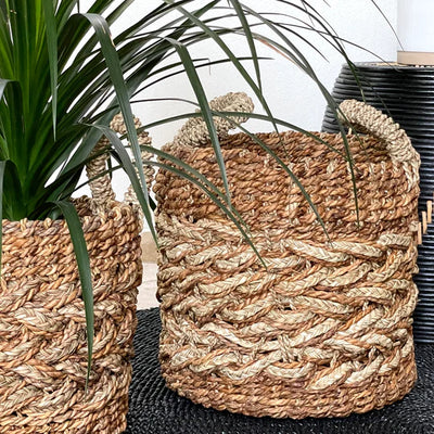 Cross knitted basket Natural