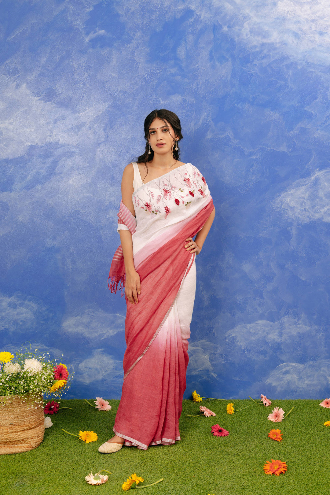 Gulabi Amber Sari