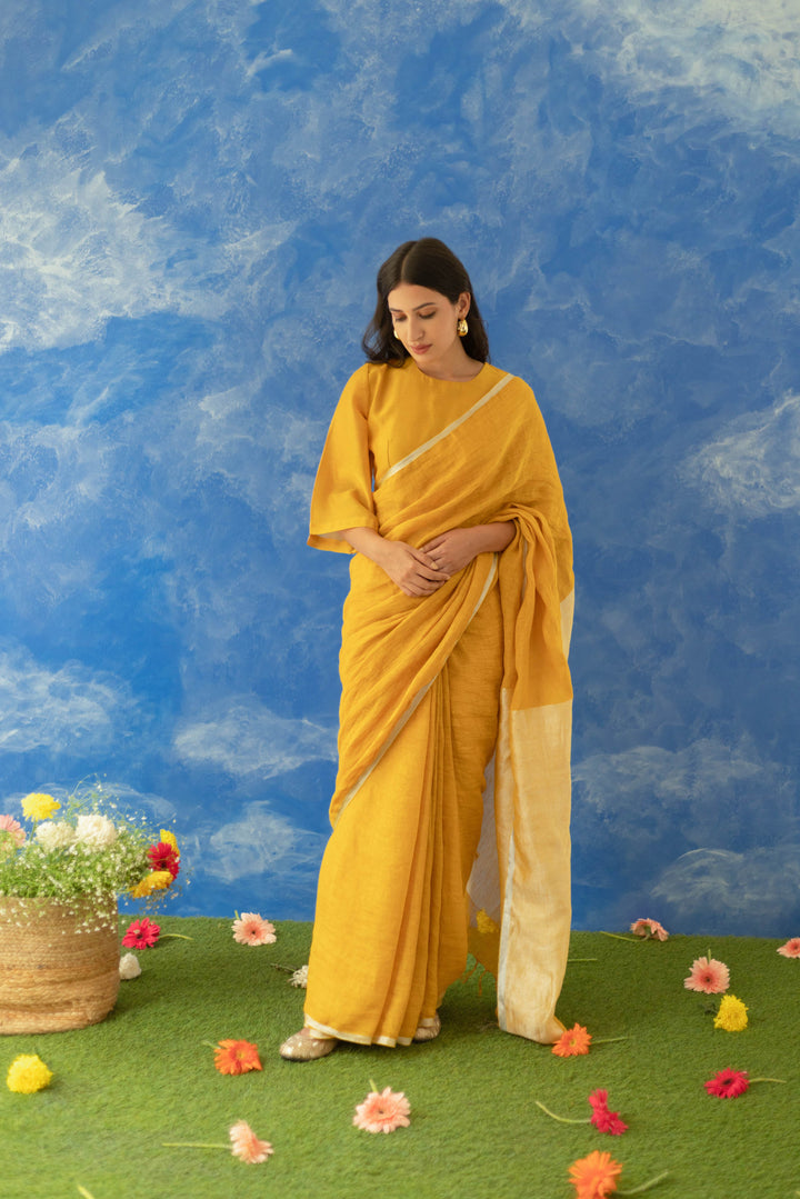 Nakshar Linen Sari