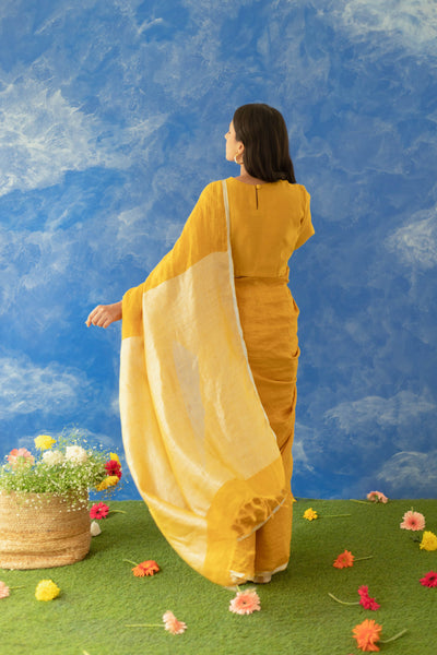 Nakshar Linen Sari