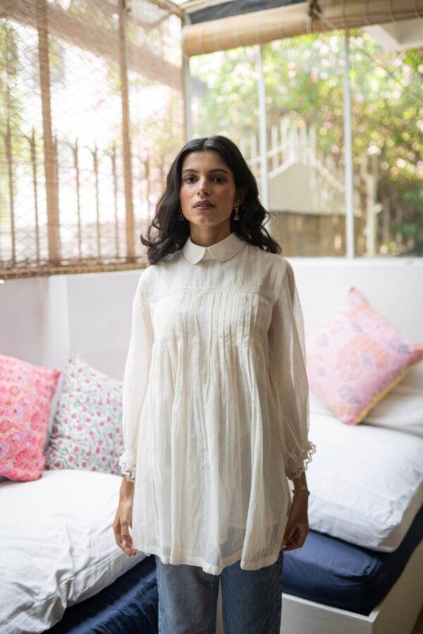 HANDWOVEN CHANDERI TOP WITH GATHER ON SLEEVES